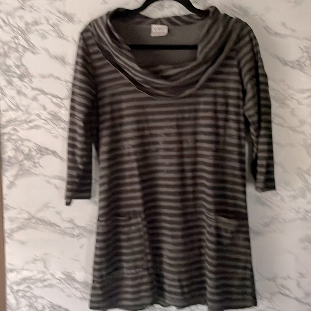 CMC size small black/gray stripe cowl neck knit tunic top